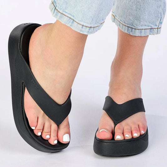 CROCS - GETAWAY PLATFORM FLIP - BLACK