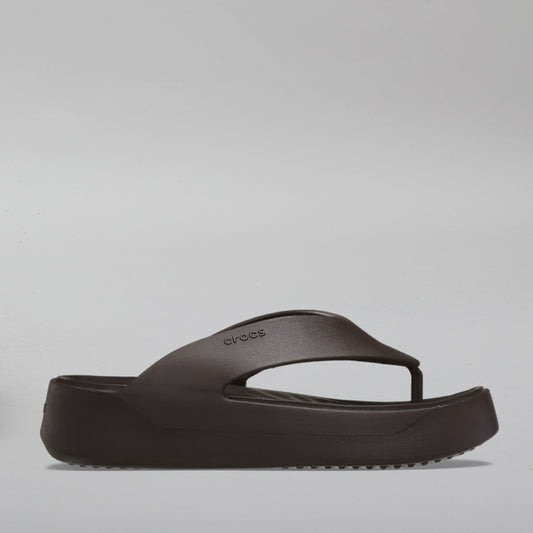 CROCS - GETAWAY PLATFORM FLIP - ESPRESSO