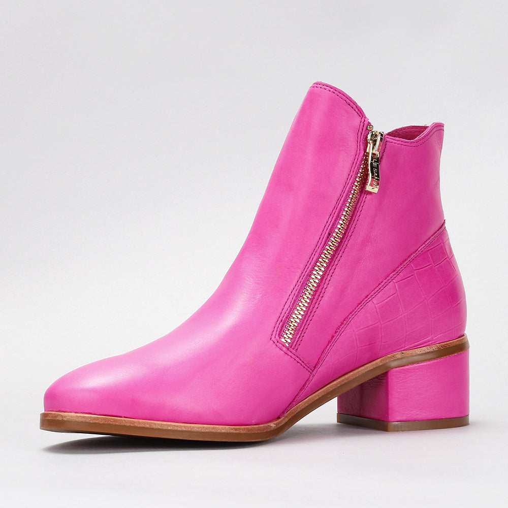 Refine - Hot Pink - LE SANSA