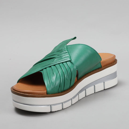 Khloe - Pine - LE SANSA