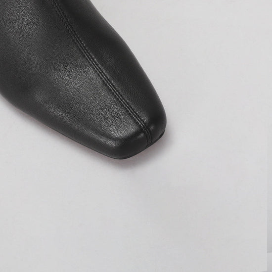 Liora - Black - Naked Arches