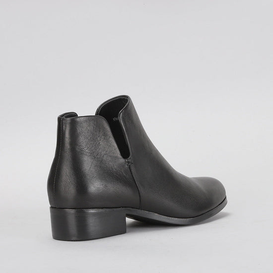 Mara - Black - LE SANSA