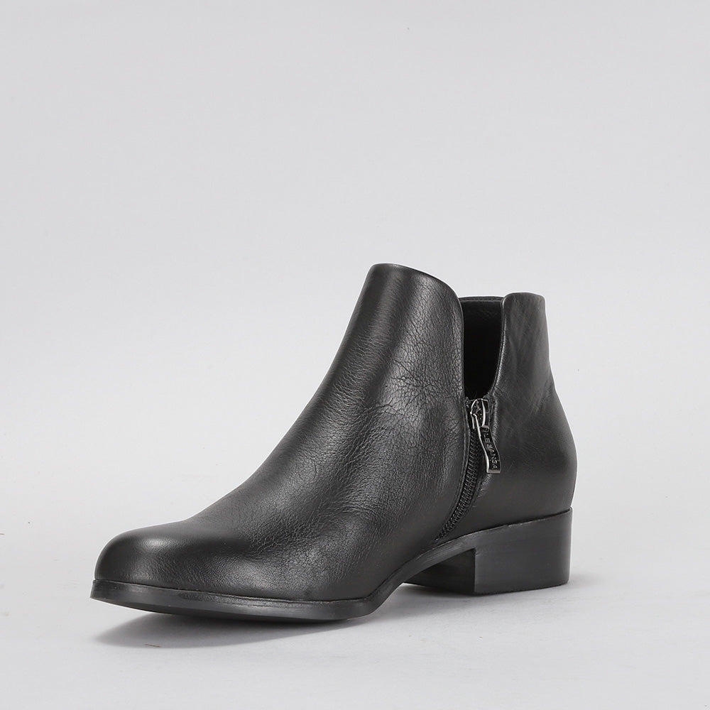 Mara - Black - LE SANSA