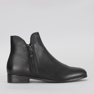 Ming - Black - LE SANSA