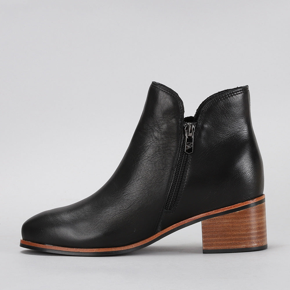 Oxley 2.0 - Black - Naked Arches