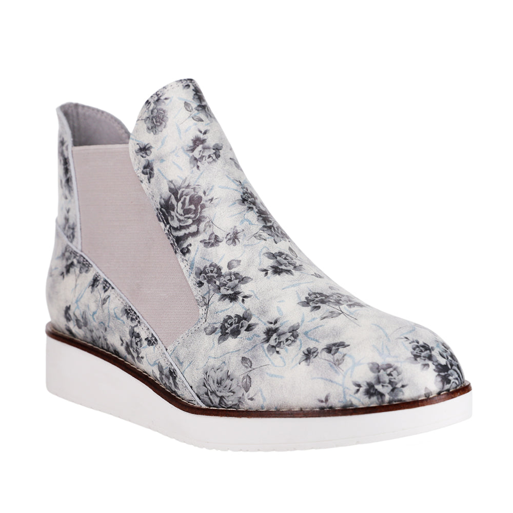 RALLY - White Floral - LE SANSA