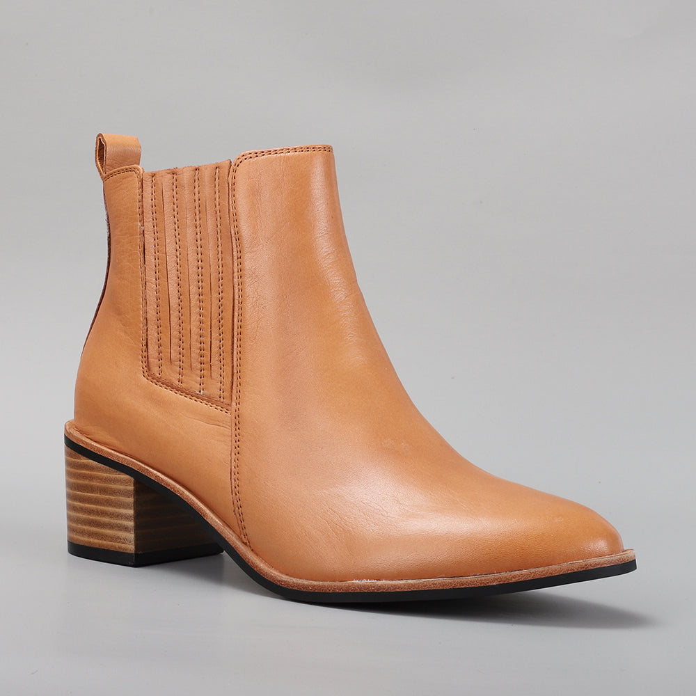 Rusty - Tan - LE SANSA