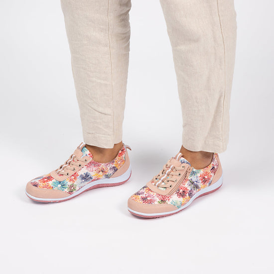 SUKIE II - Blush Floral - CC Resorts