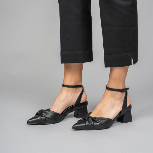 Hestia - Black - Naked Arches