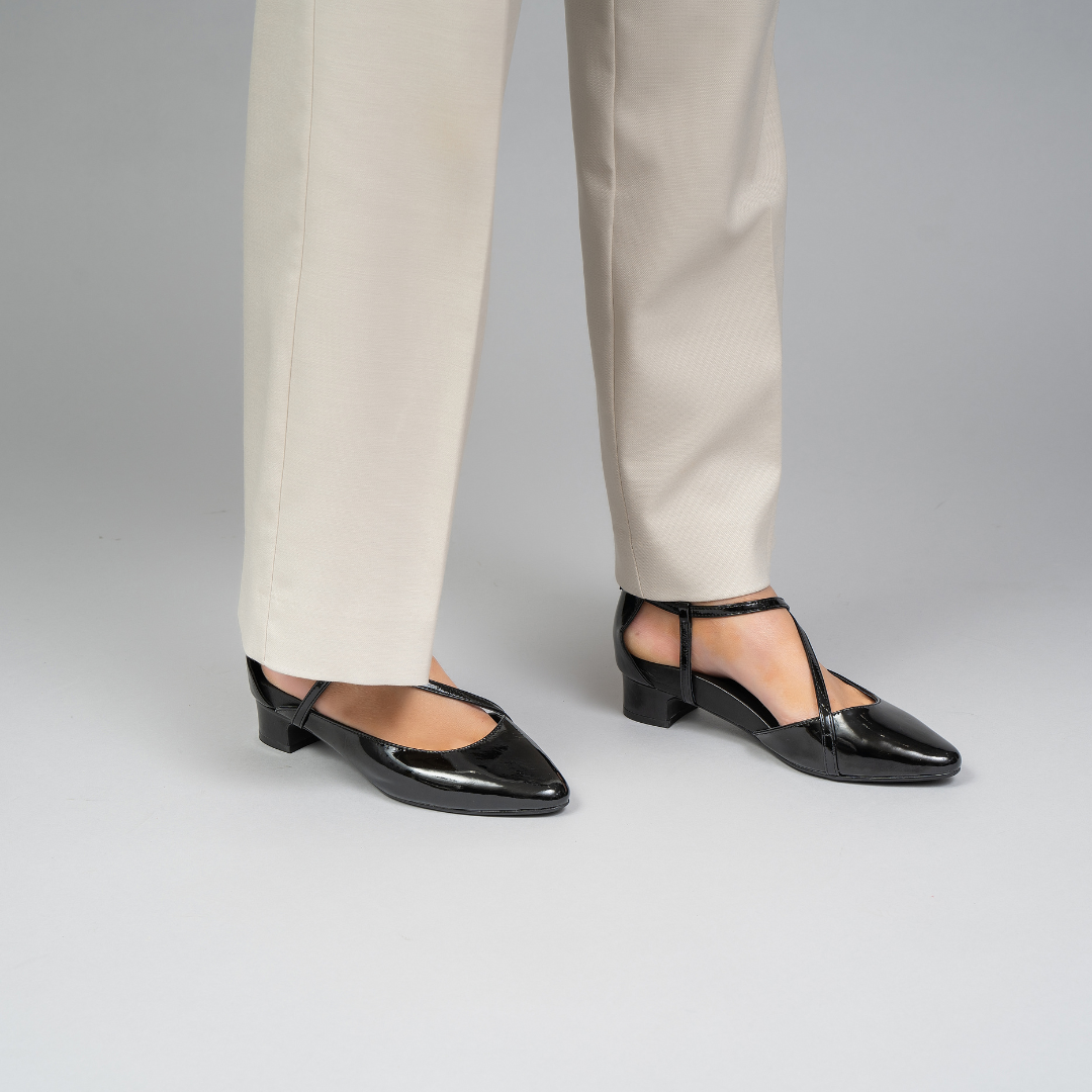 Pita - Black Patent - Naked Arches