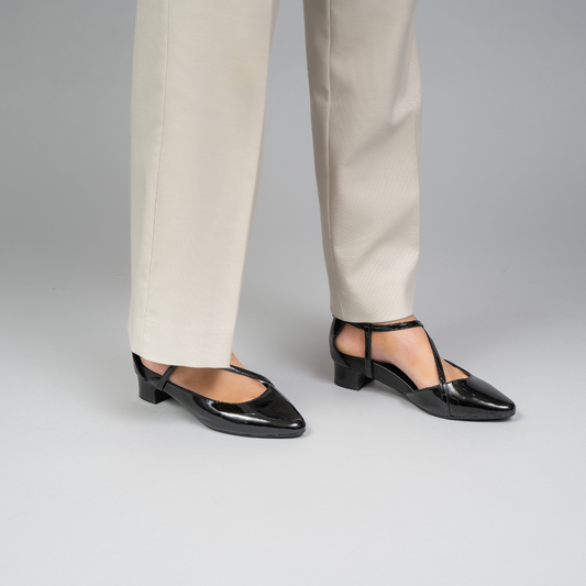 Pita - Black Patent - Naked Arches