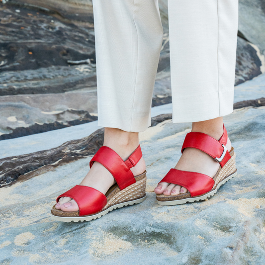 Evita - Red - LE SANSA