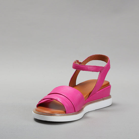 Tyler - Hot Pink - LE SANSA