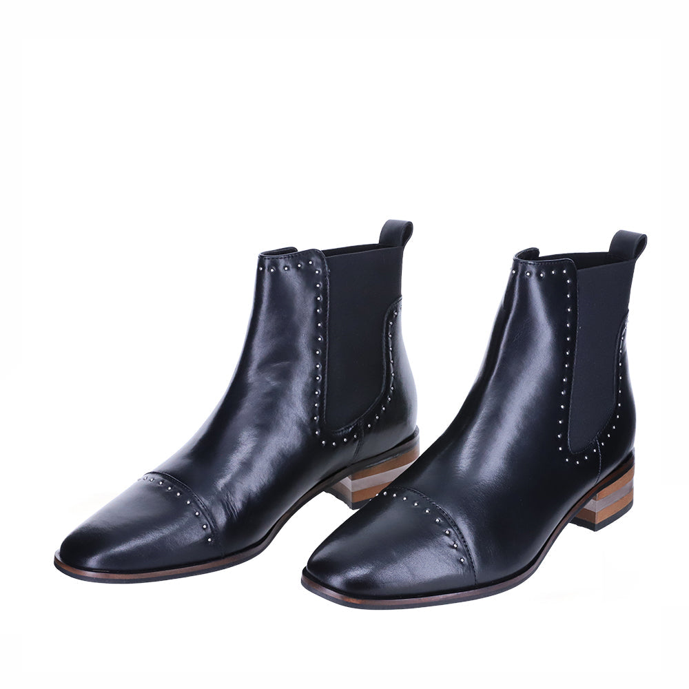 Mila Boot - Black/Black Heel - LE SANSA