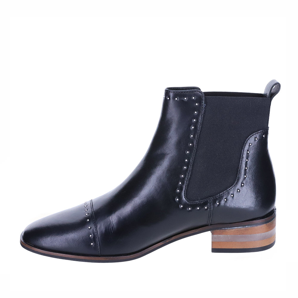 Mila Boot - Black/Black Heel - LE SANSA