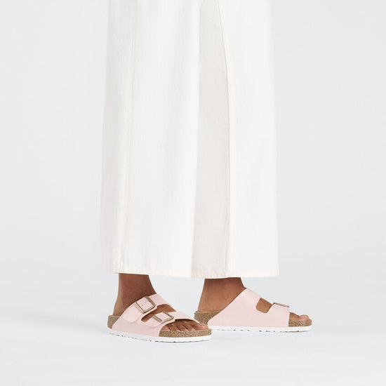 Birkenstock Arizona Shiny Light Rose Embossed Look