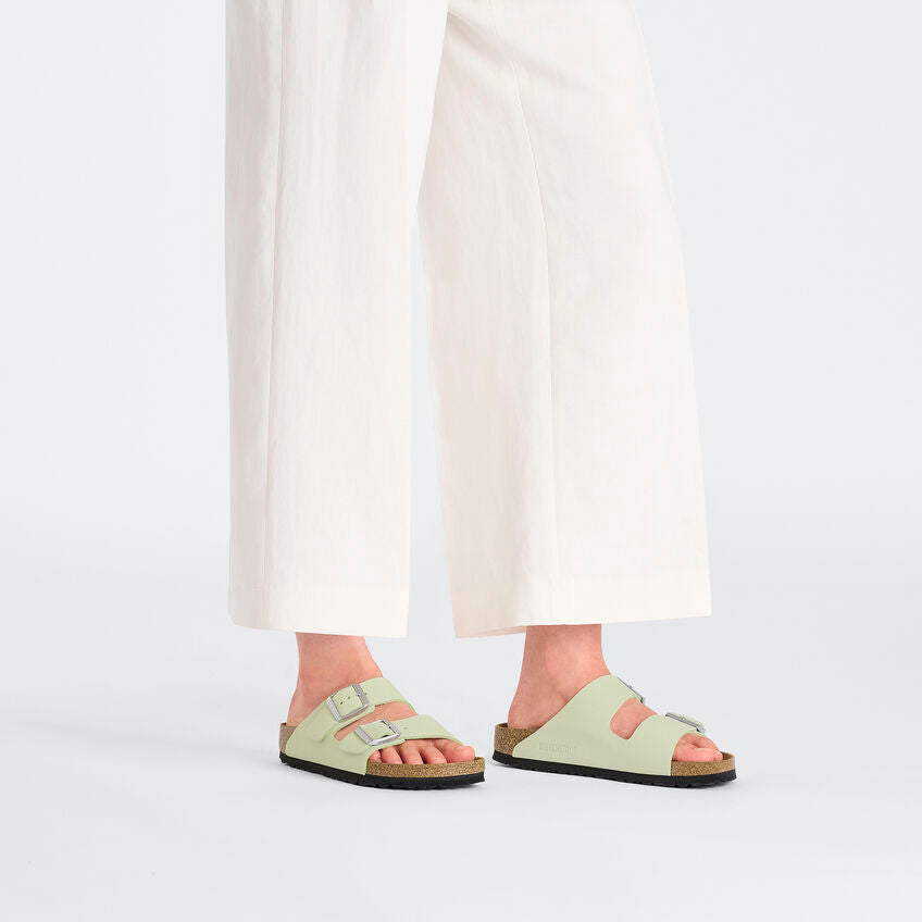 Birkenstock Arizona Faded Lime Sandal look