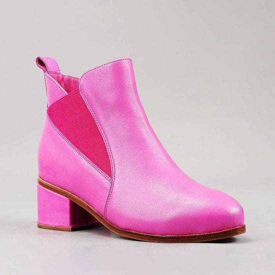 Oxara - Hot Pink - Naked Arches