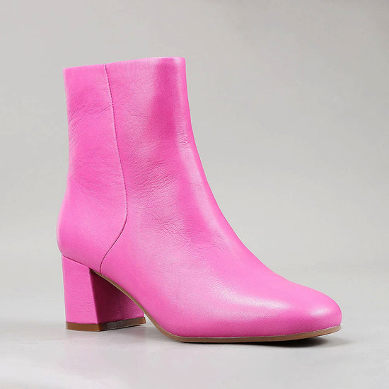 Sansa Rockets LE SANSA Rocket - Hot Pink – Zagarra Shoes