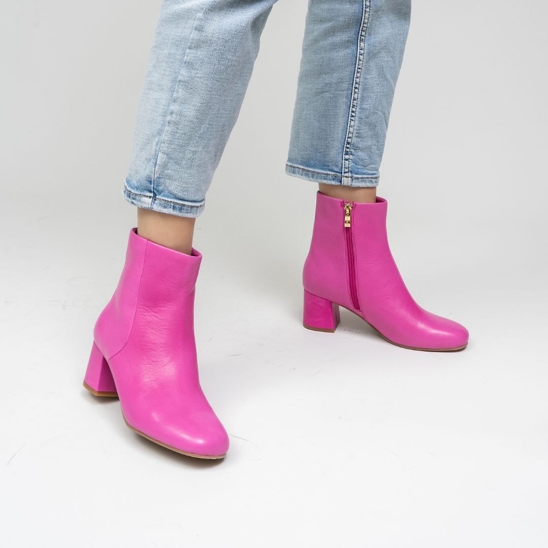 Sansa Rockets LE SANSA Rocket - Hot Pink – Zagarra Shoes